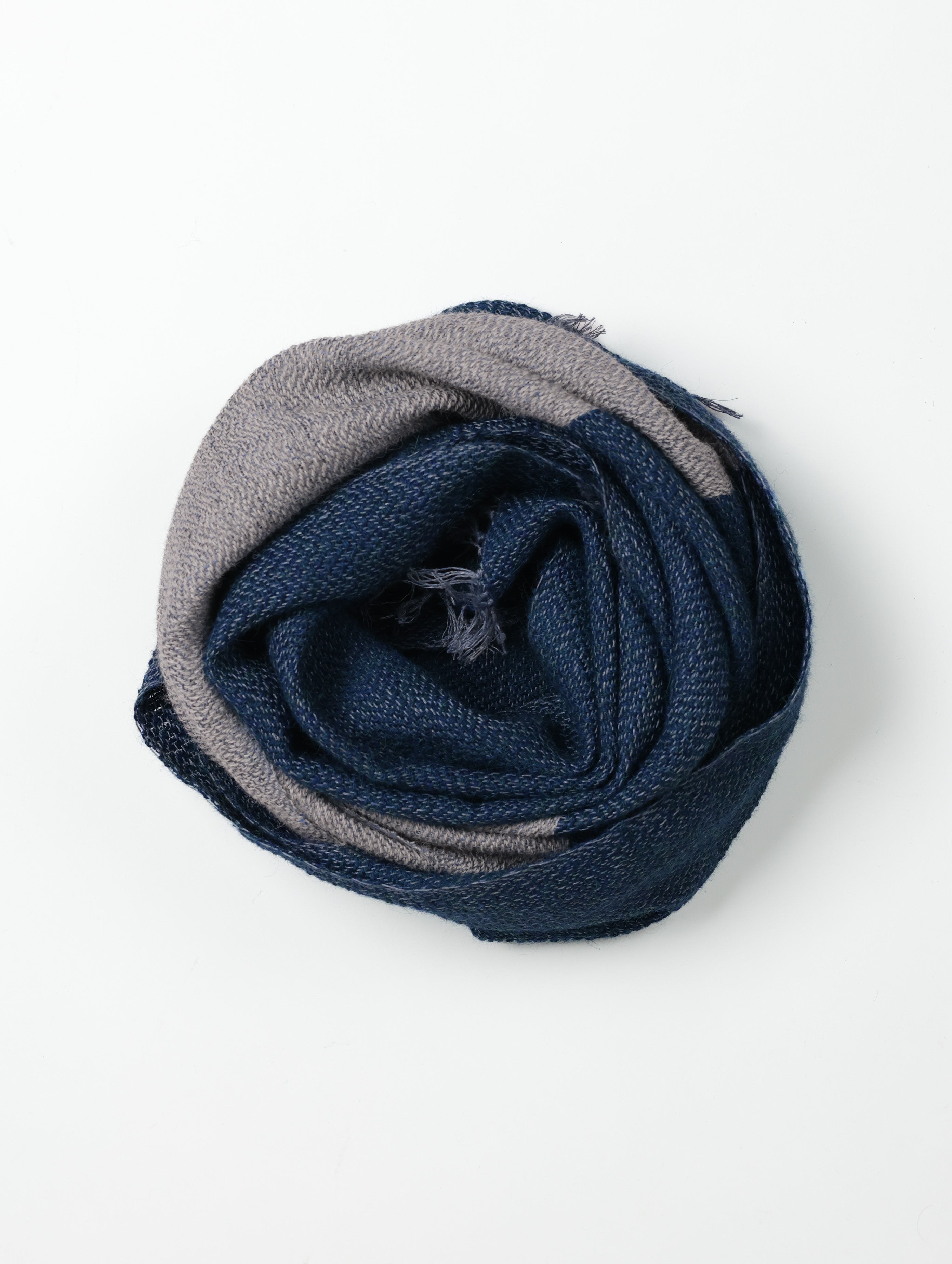 Avó-Avoa Scarf - Blue-Gray
