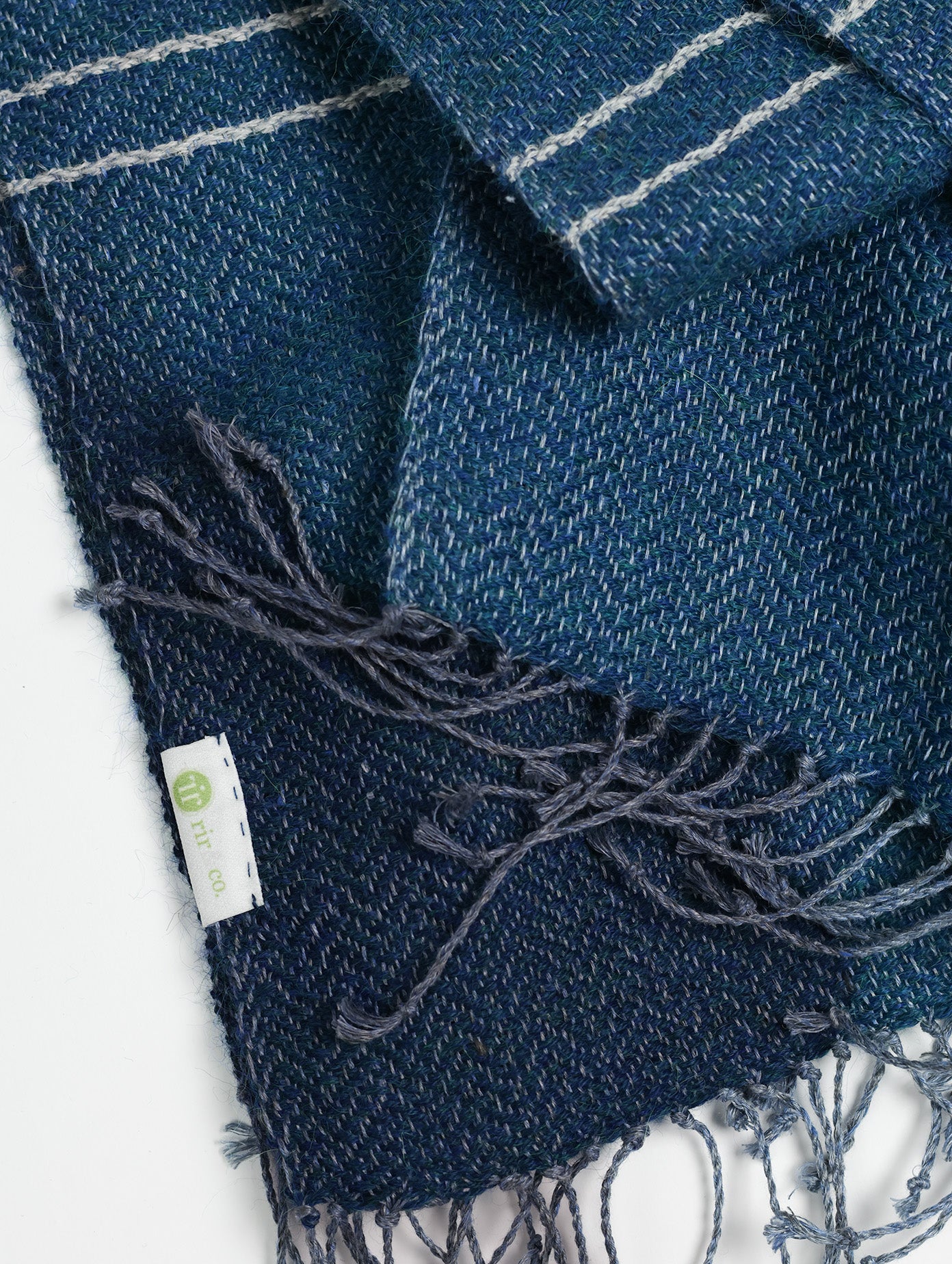 Avó-Avoa Scarf - Blue-Gray Stripes