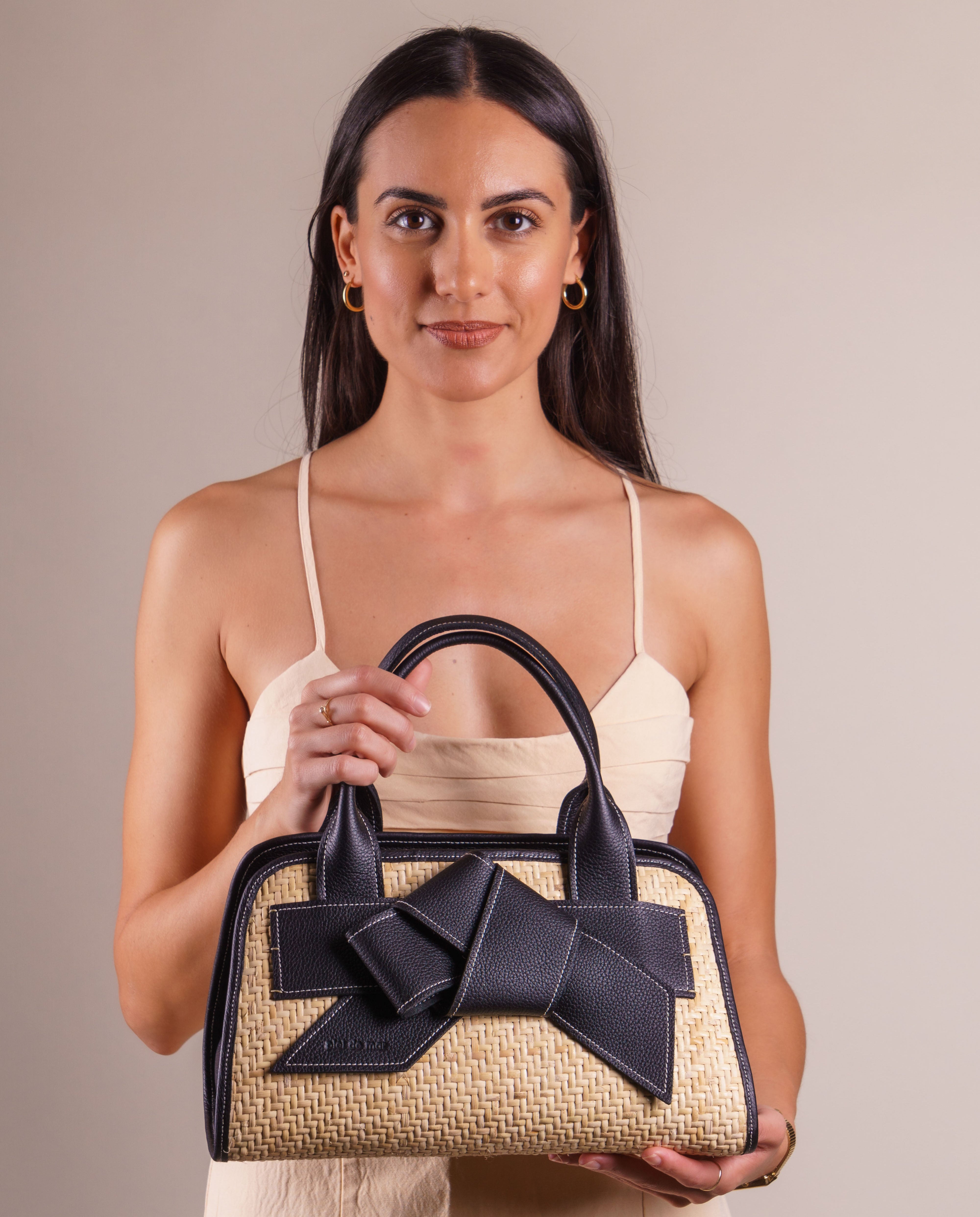 Valeria Wicker Handbag - Black Pebble