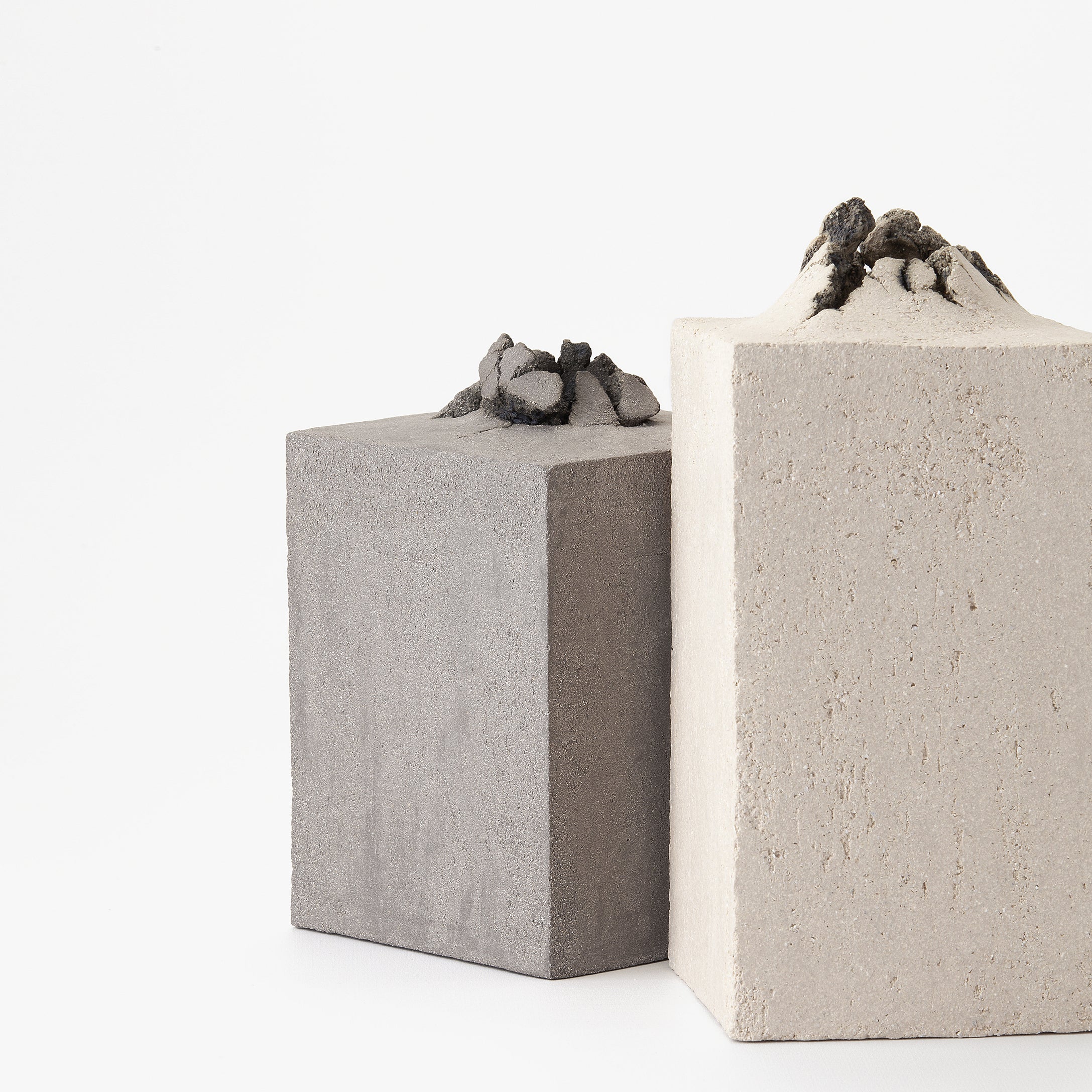 Kibo Vase Small - Beige Cement