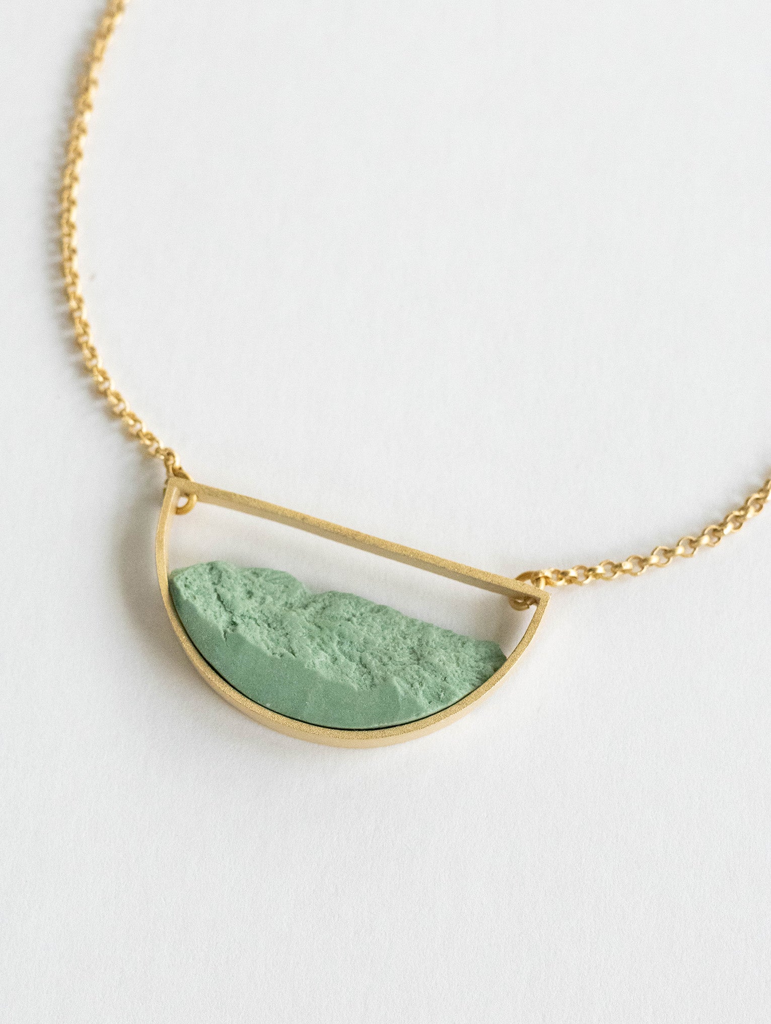 Fragmentos Half-Moon Necklace - Green Porcelain
