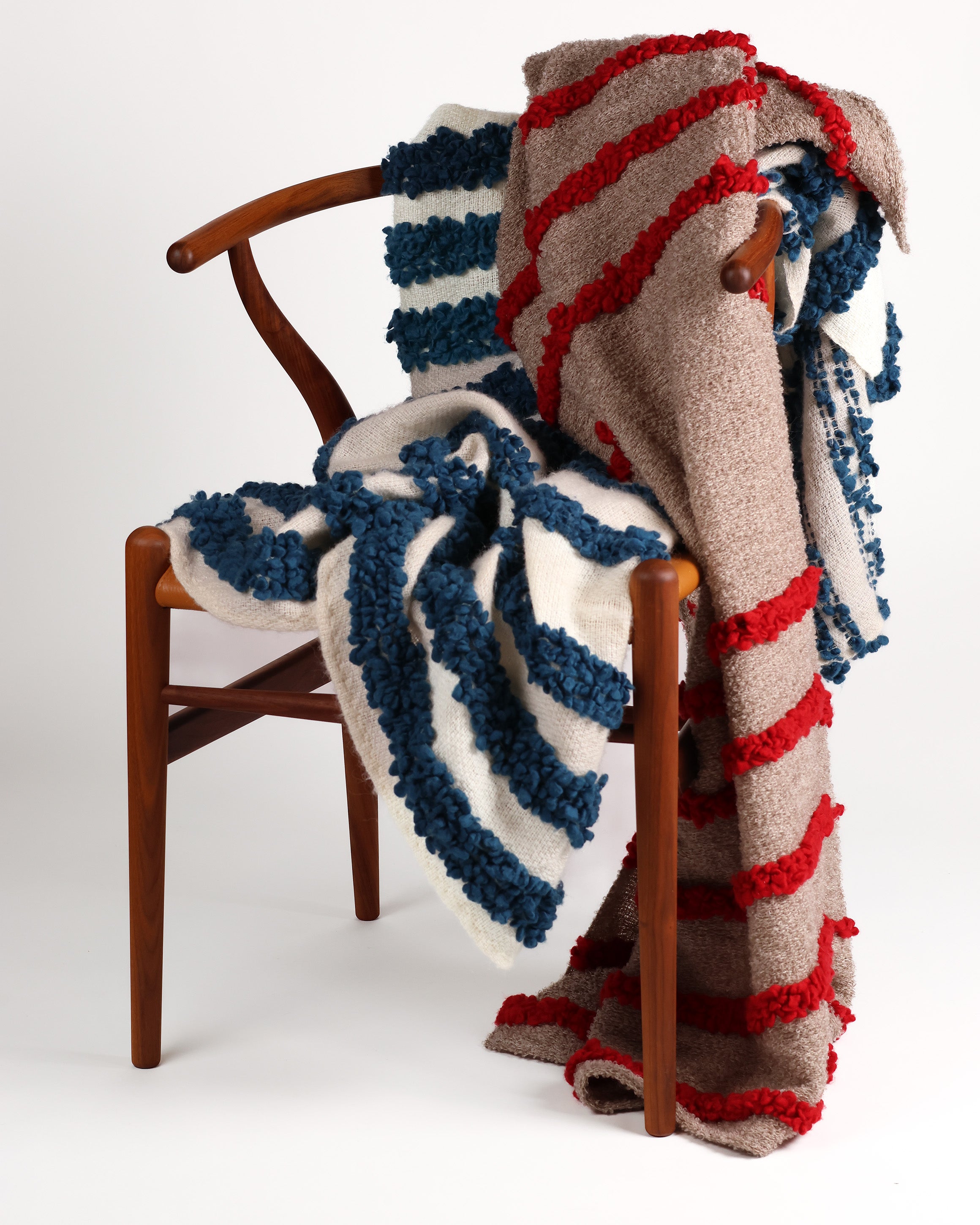 Fueguitos Merino and Silk Throw