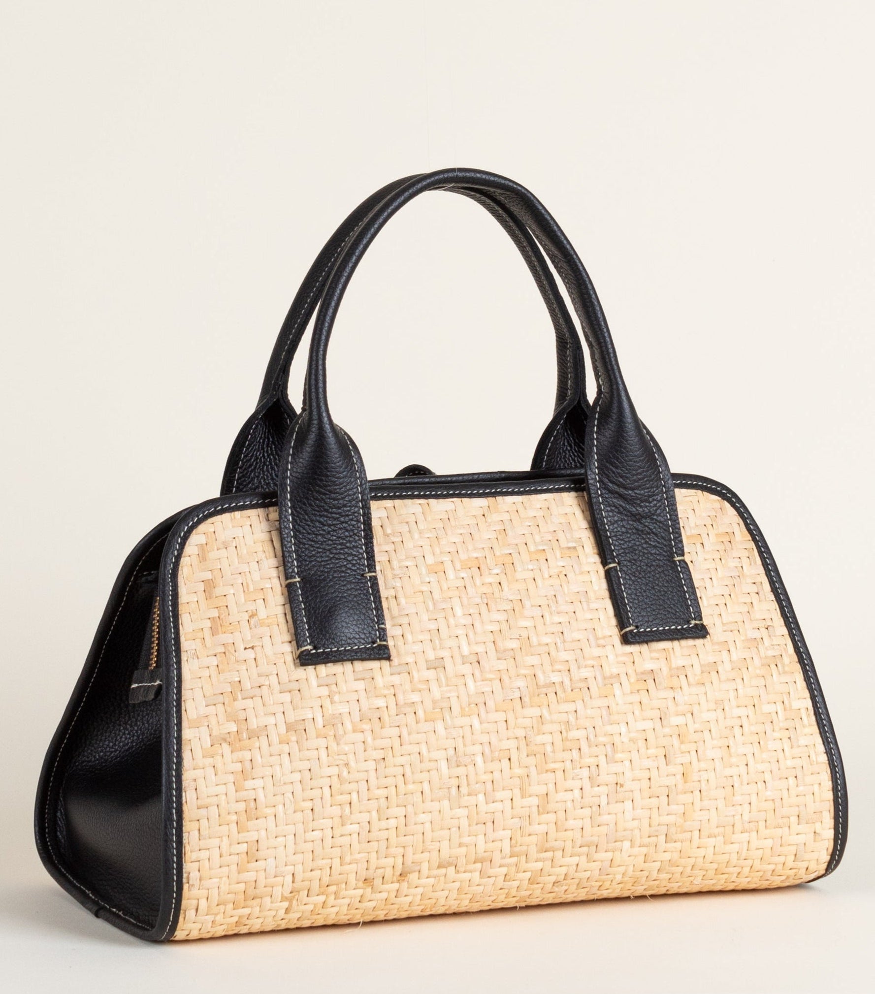 Valeria Wicker Handbag - Black Pebble