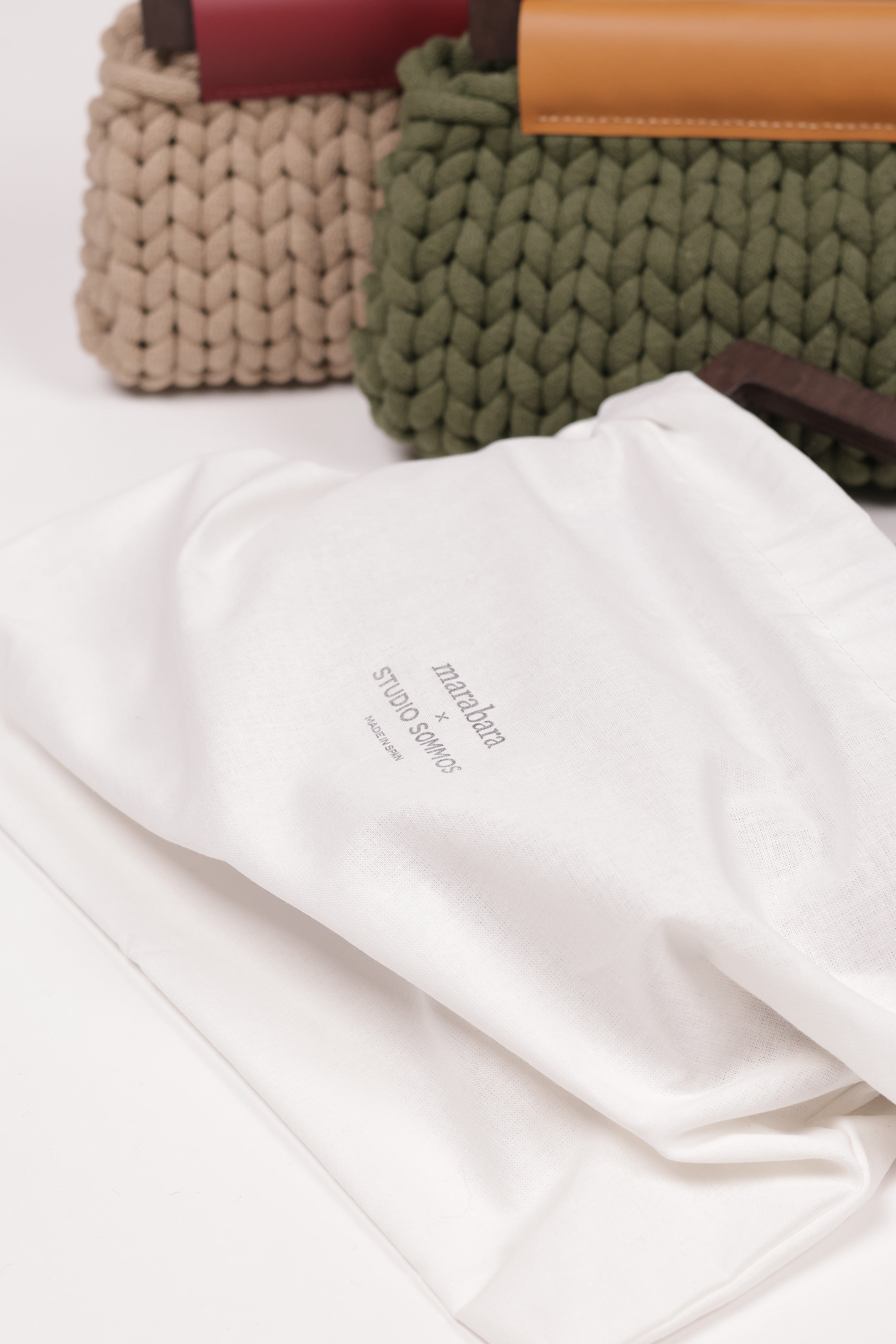 Vera Knitted Bag Camel Leather - Charcoal