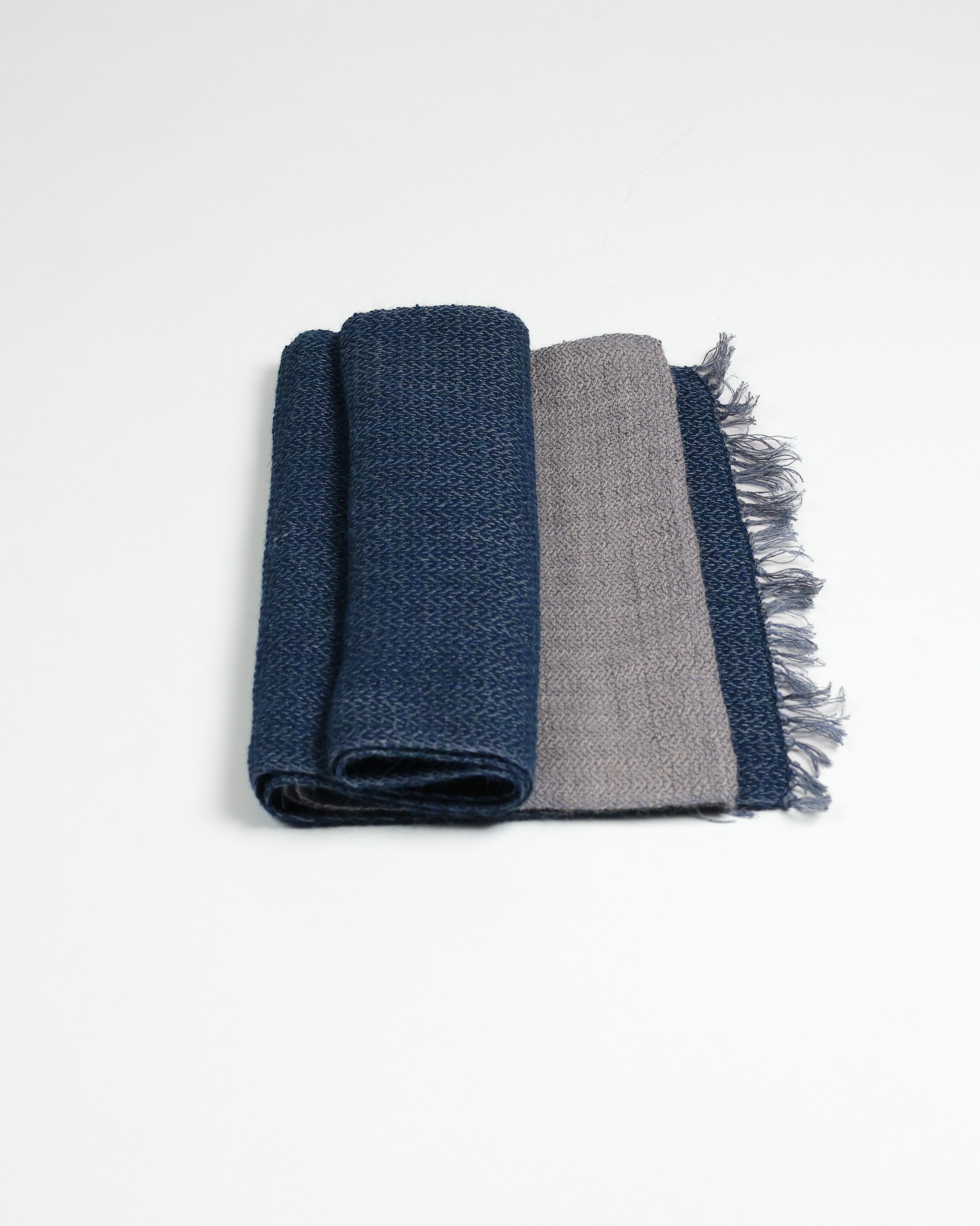 Avó-Avoa Scarf - Blue-Gray