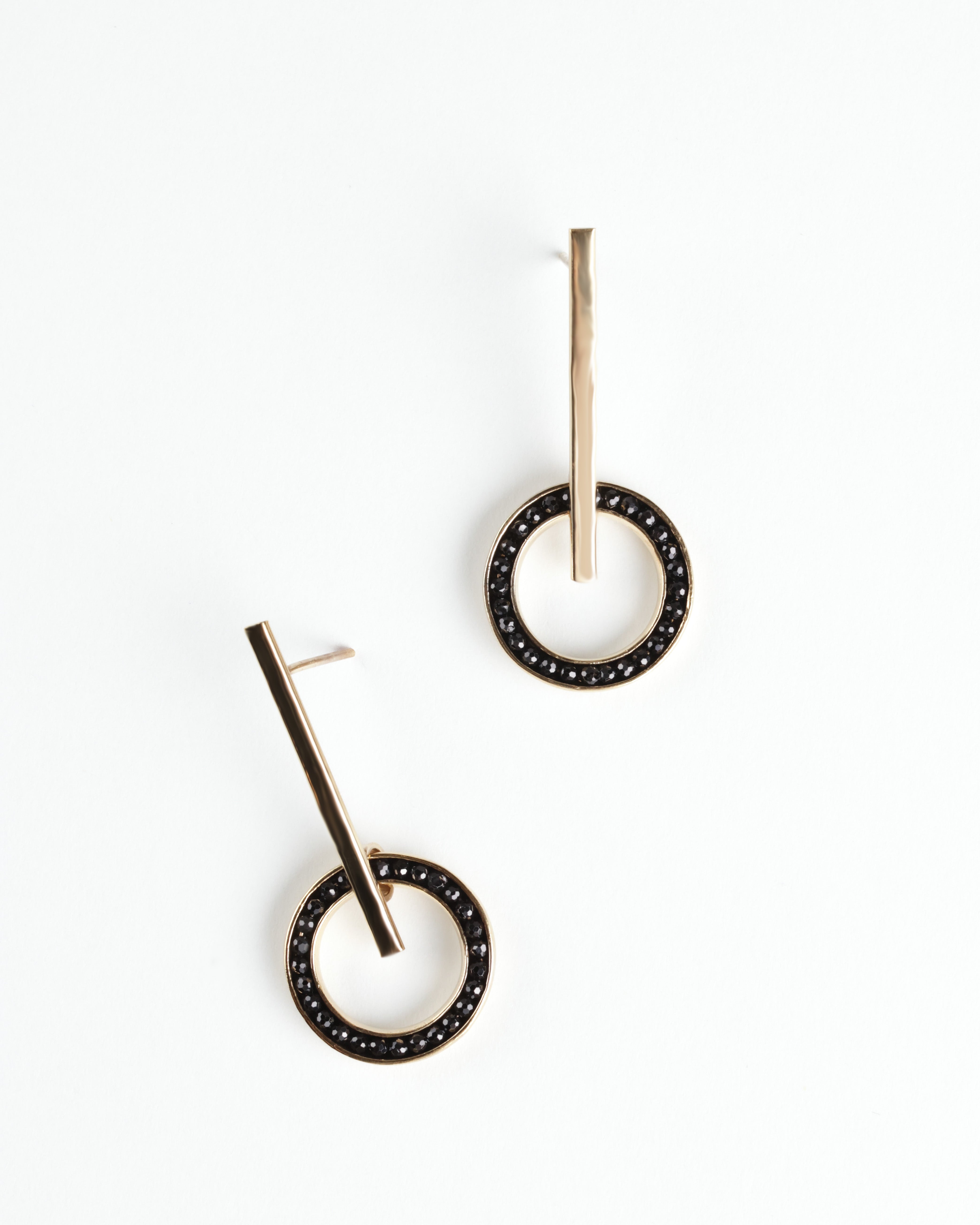 Black Spinel Circle Earrings