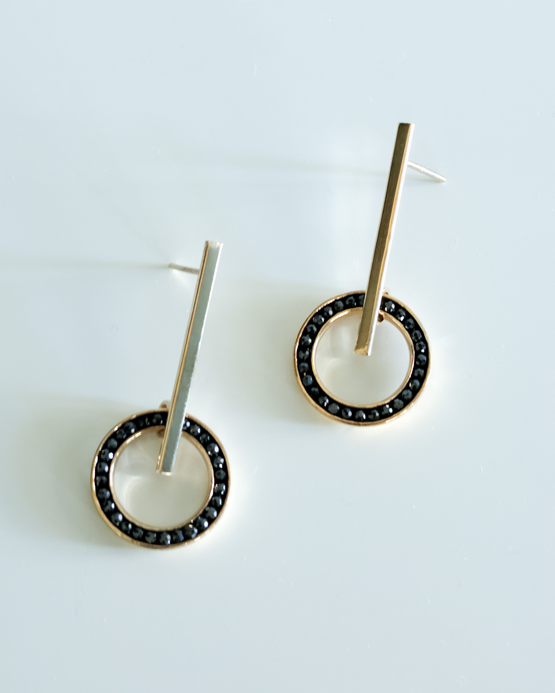 Black Spinel Circle Earrings