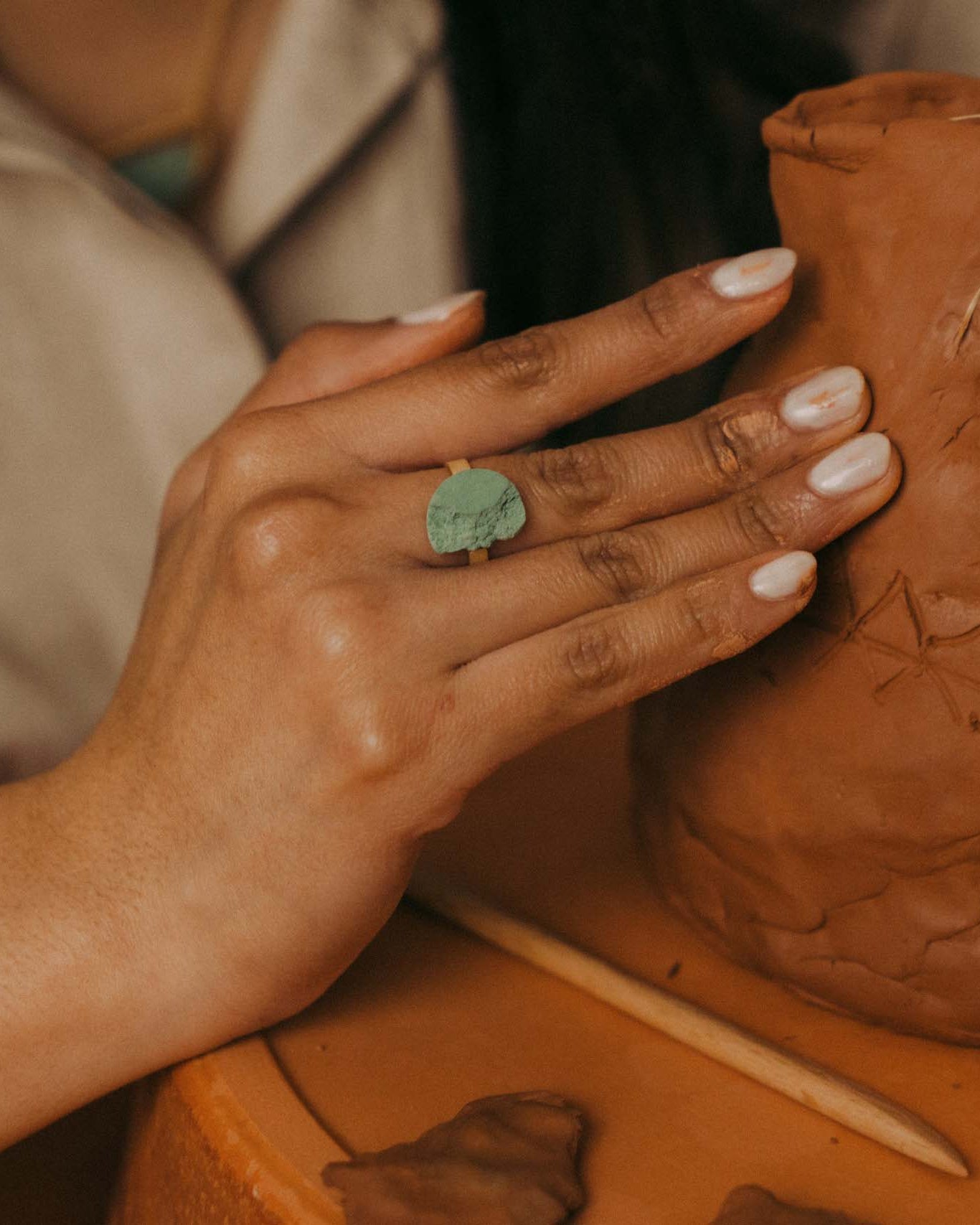 Fragmentos Curve Ring - Green Porcelain