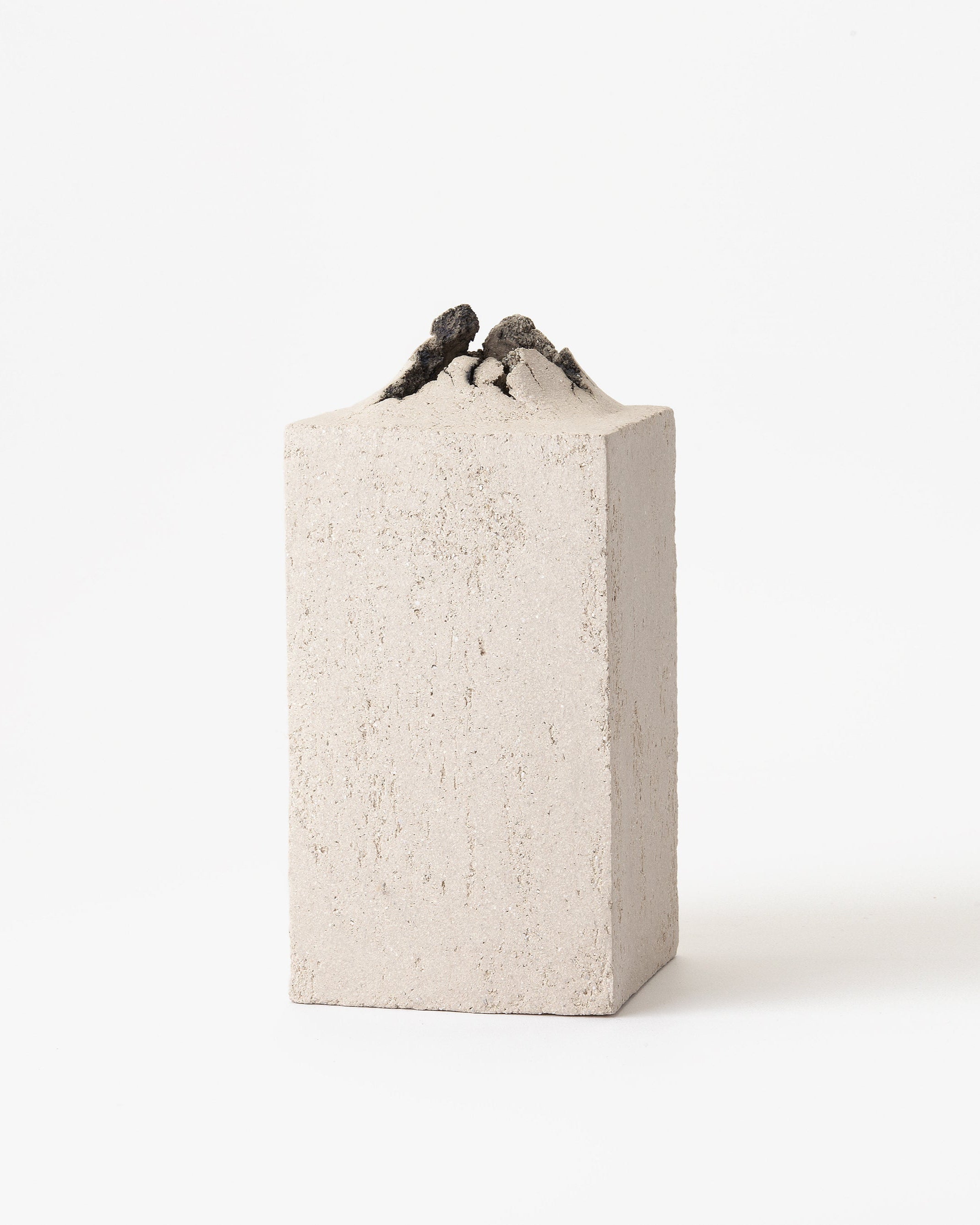 Kibo Vase Large - Beige Cement