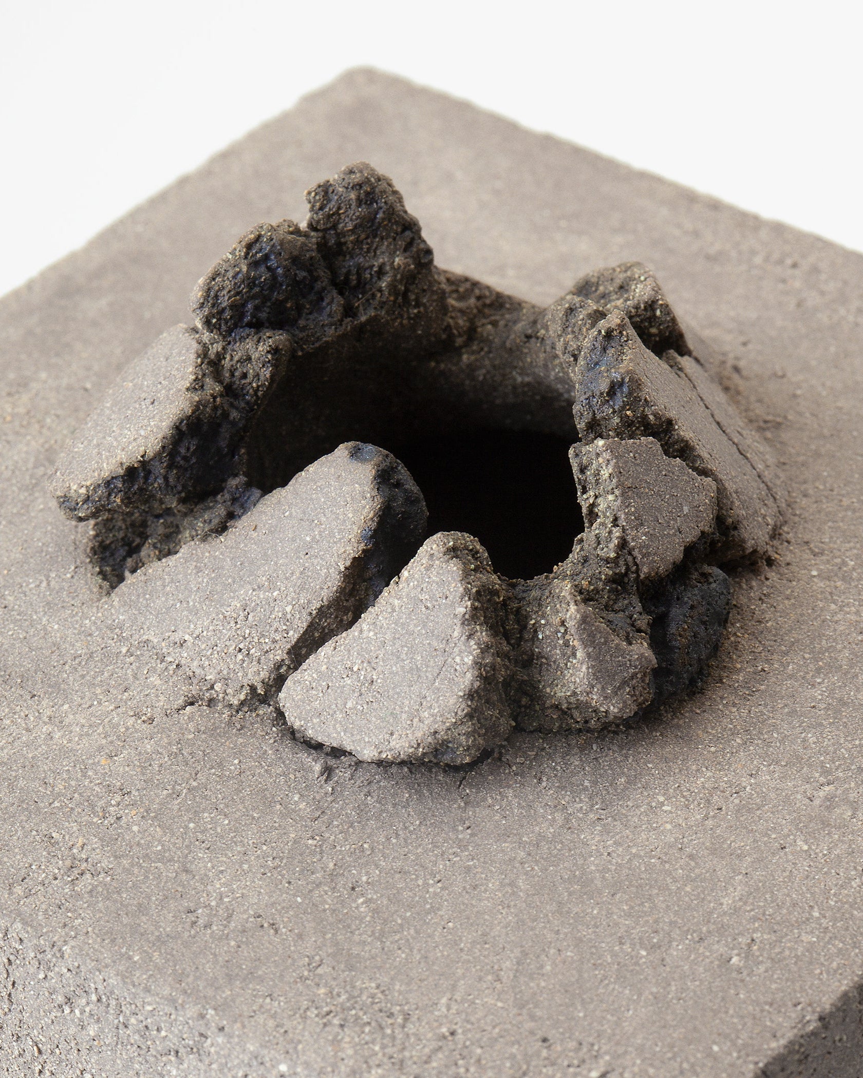 Kibo Vase Small - Gray Cement