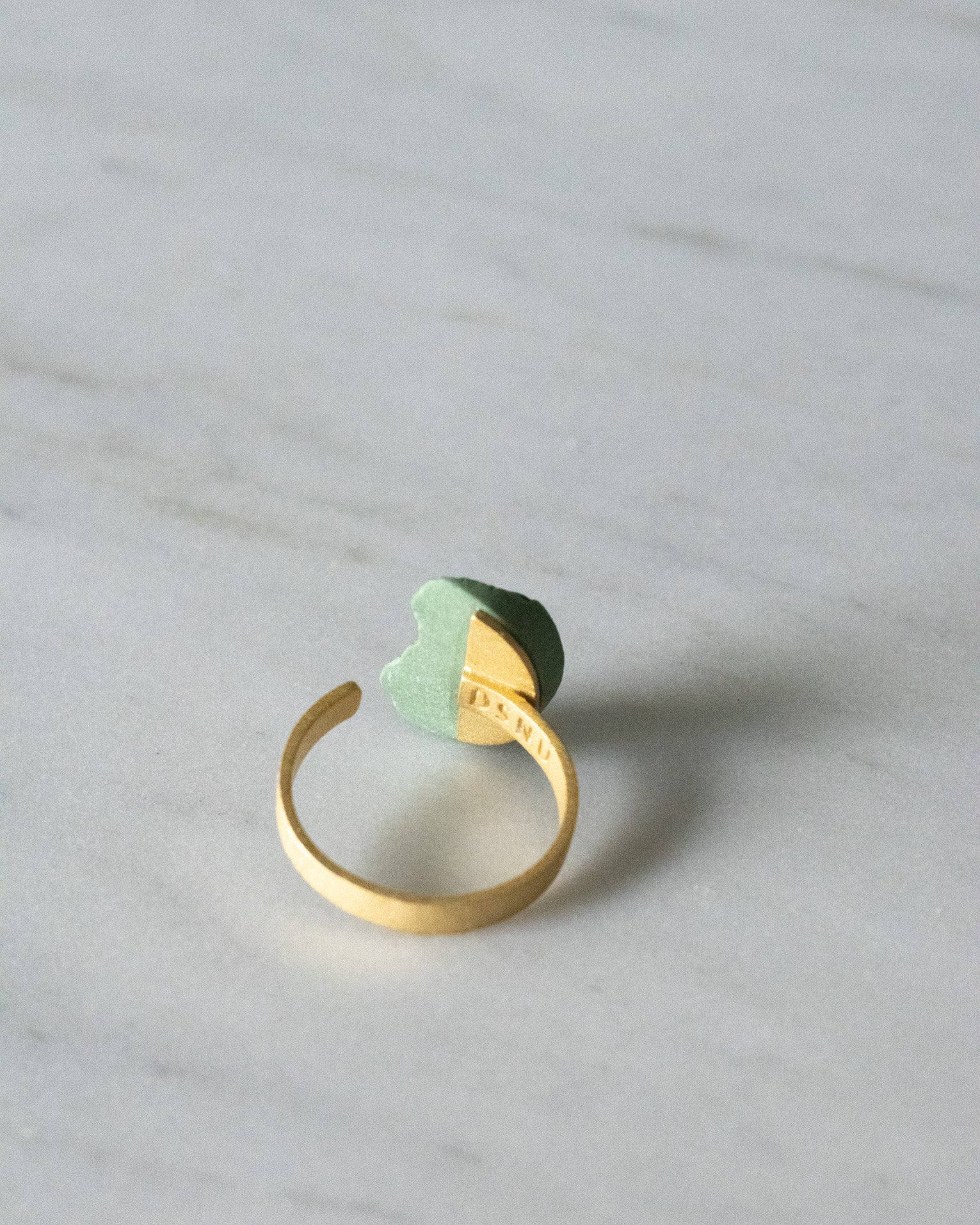 Fragmentos Curve Ring - Green Porcelain