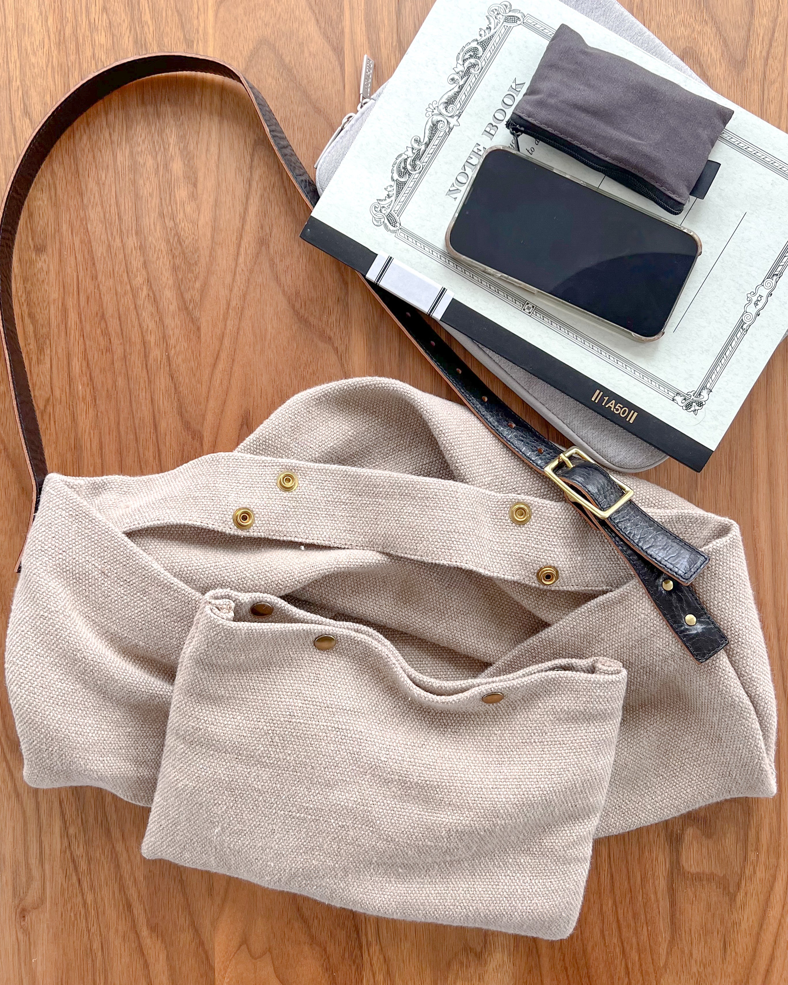 The Sack — Large · Natural/Black