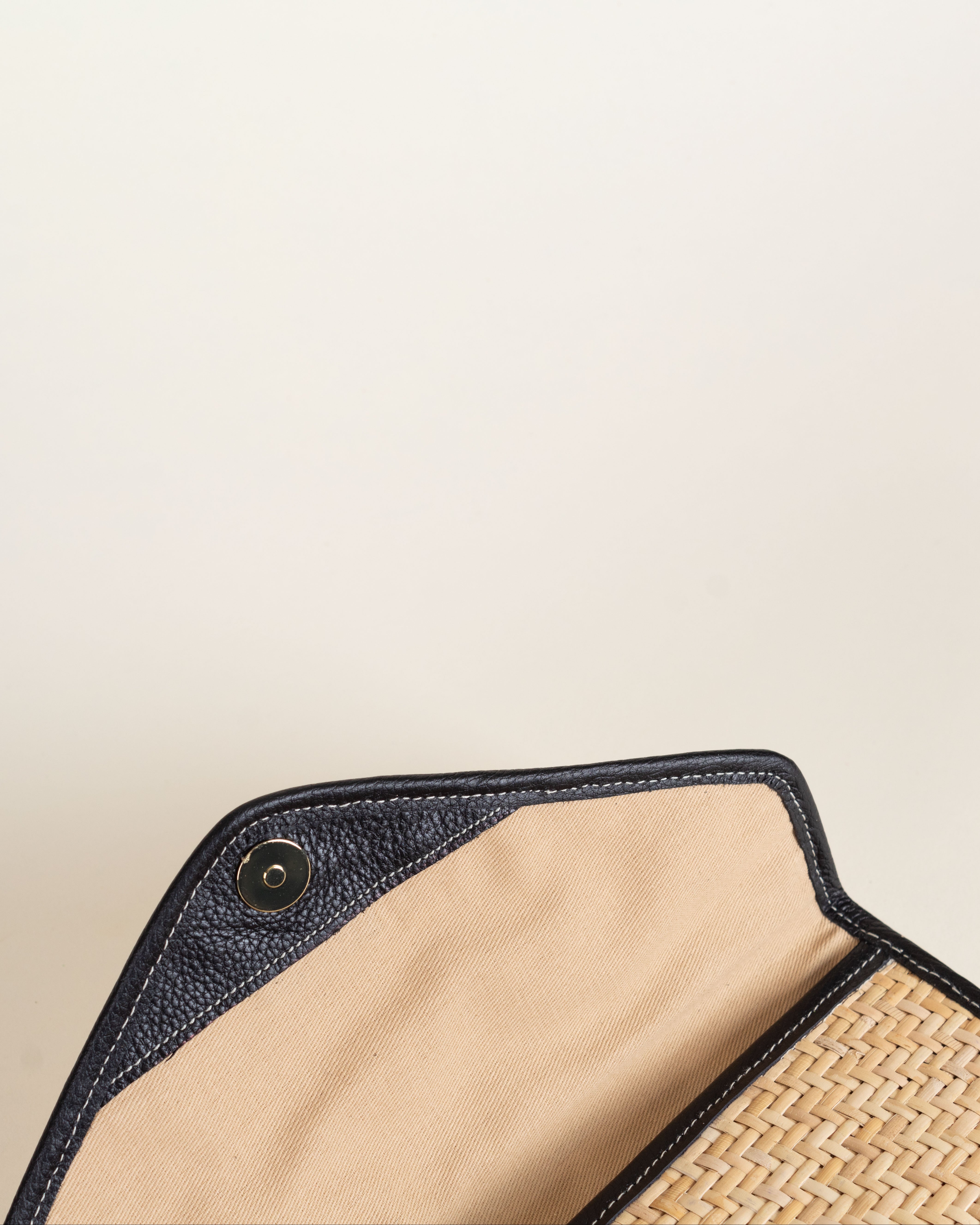 Anne Wicker Clutch - Black Pebble