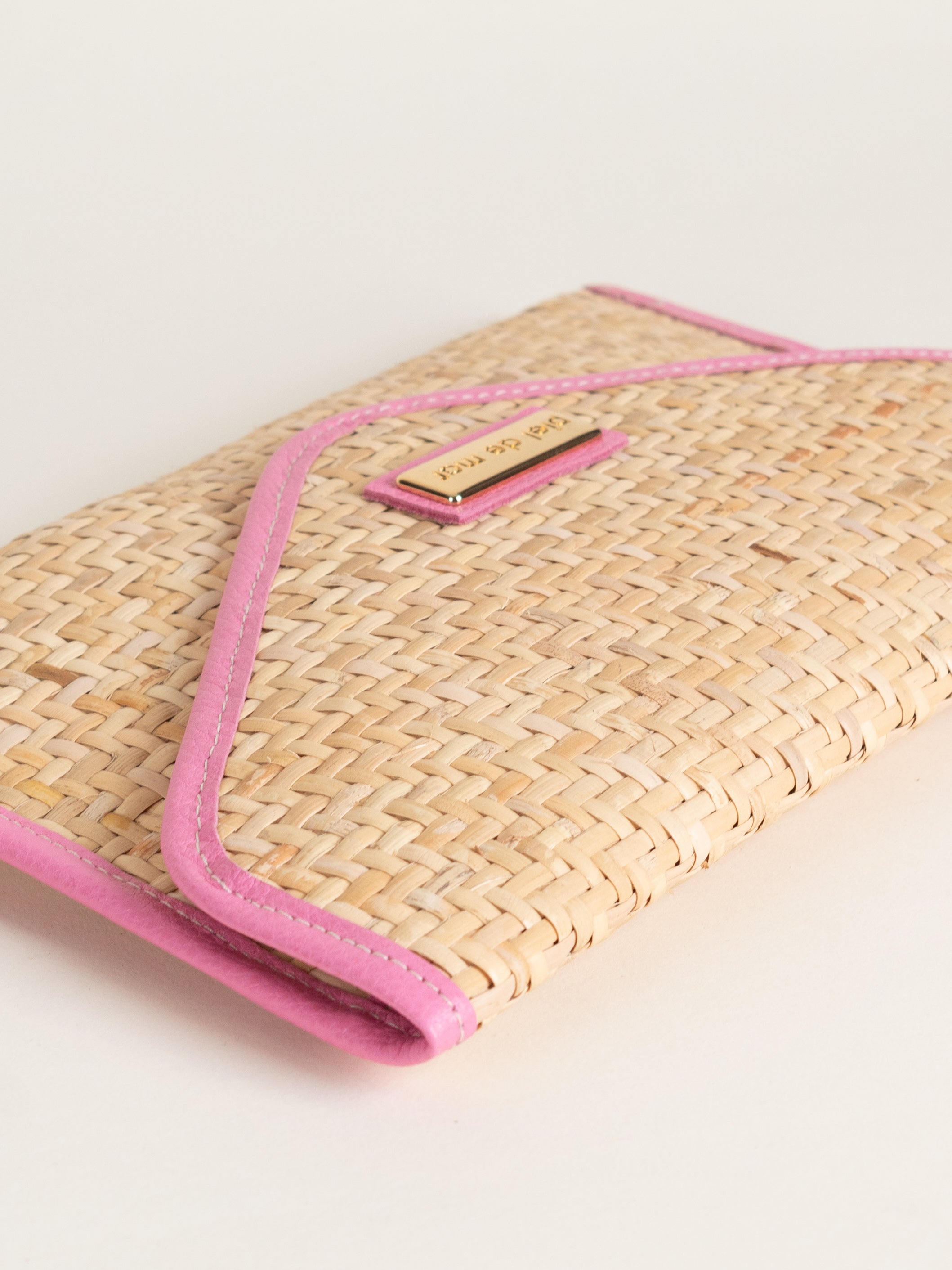 Anne Wicker Clutch - Pink Pebble