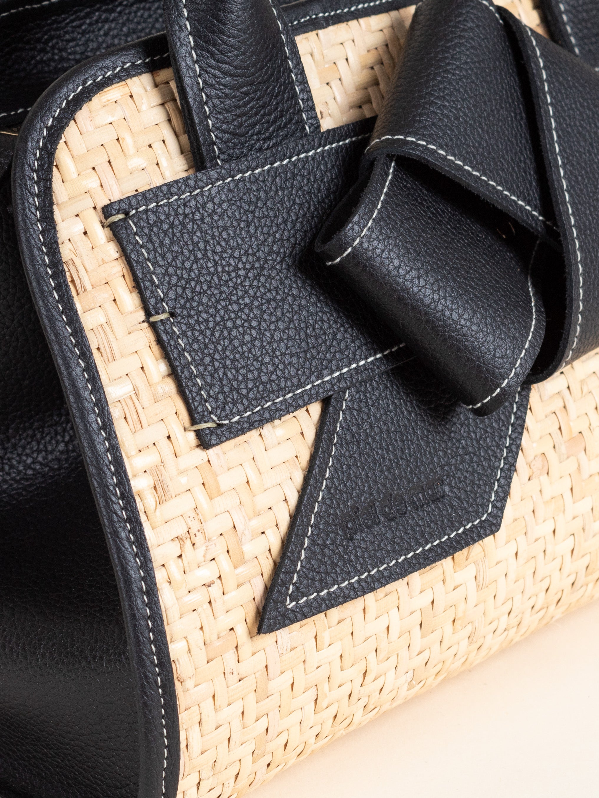 Valeria Wicker Handbag - Black Pebble
